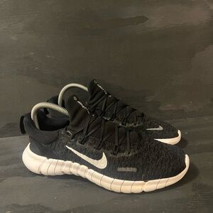 Nike Free RN 5.0 Next Nature Women's Size 8 Running Shoes Black CZ1891-001